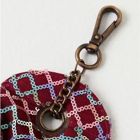 Free People Ruby Coin Purse NEW NWT Sequin Burgundy Purse Handbag Clip - Picture 7 of 8